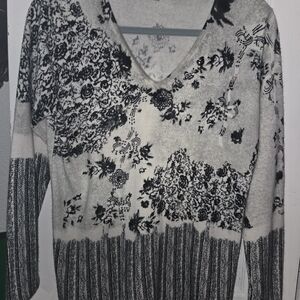 Ann Taylor Gray and Black Floral V-Neck Sweater